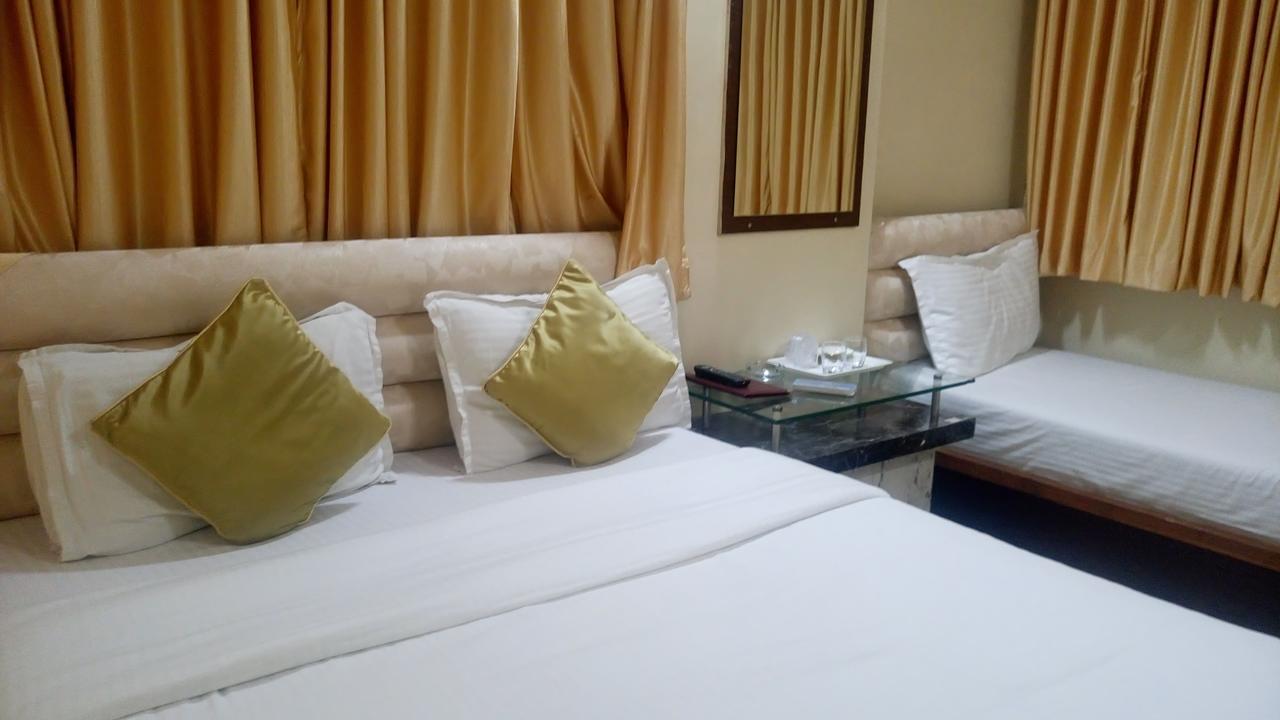 Hotel Silver Castle Bombay Exterior foto